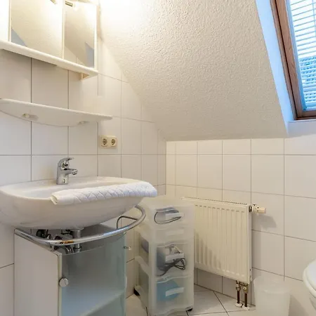 Null Haus Achtern Poggendiek, Whg Spatzennest, Og Apartment Sankt Peter-Ording